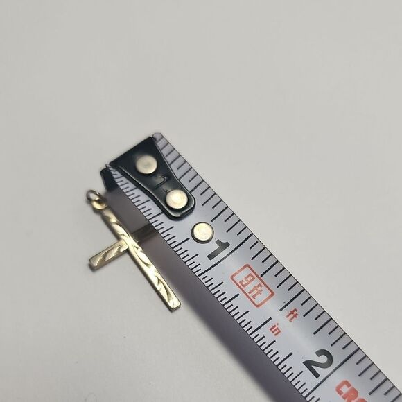 1/20 Gold Filled Cross Pendant - Picture 4 of 4